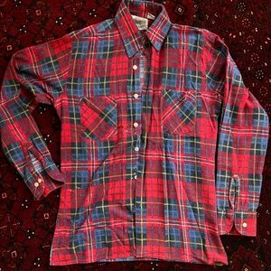 Vintage Saugatuck Dry Goods Long Sleeve Flannel plaid Shirt. Made in Yugoslavia